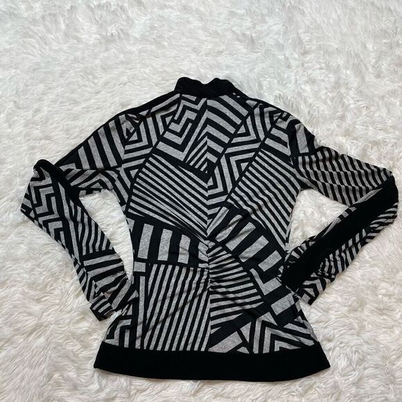 Joseph Ribkoff Long Sleeve Zip Up Shirt Abstract Size 2 Stretch Top Blouse - Picture 7 of 8